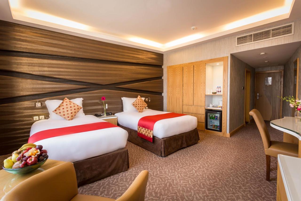 Al Safir Hotel Манама Екстериор снимка